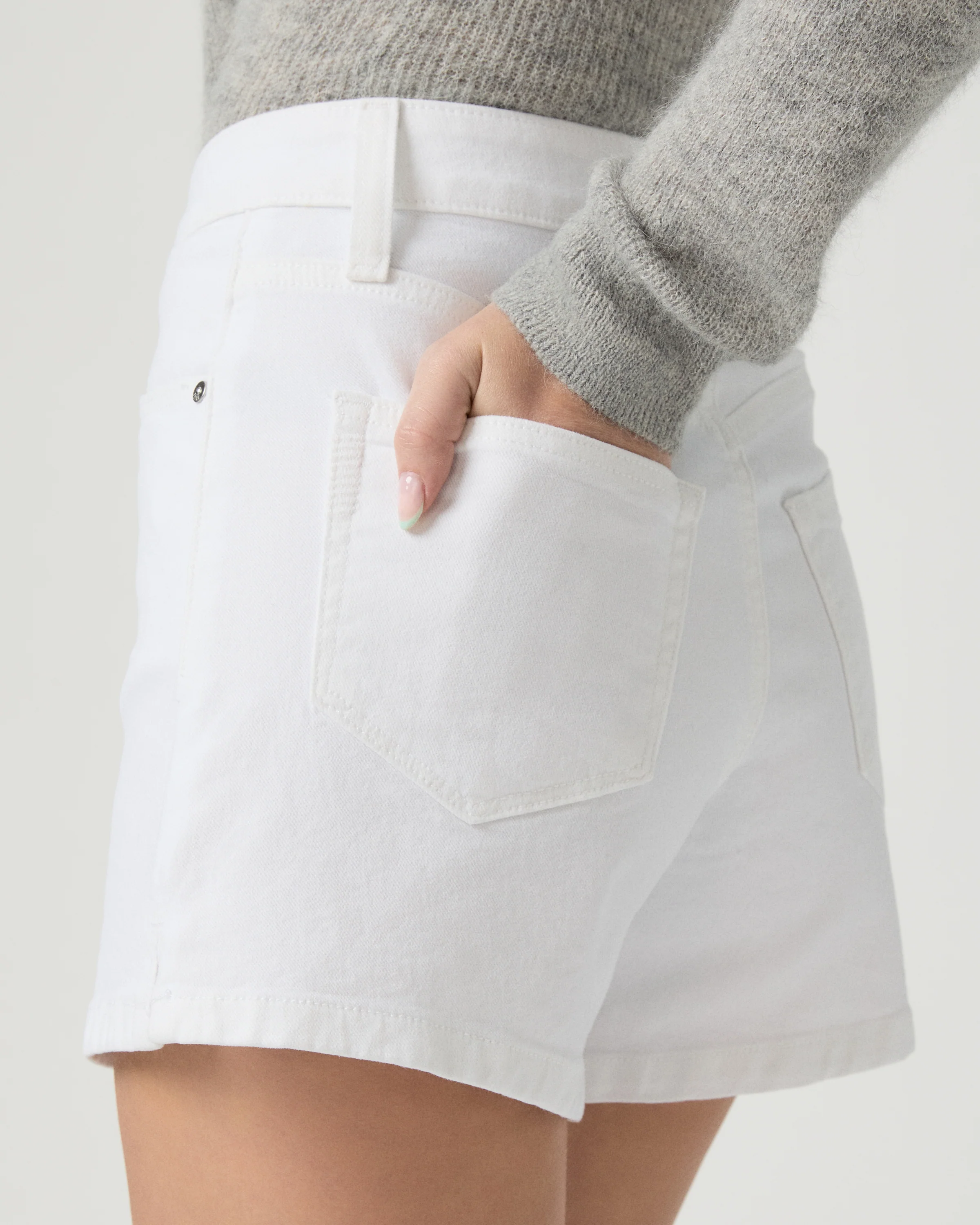 Dani Short - Crisp White - Image 5