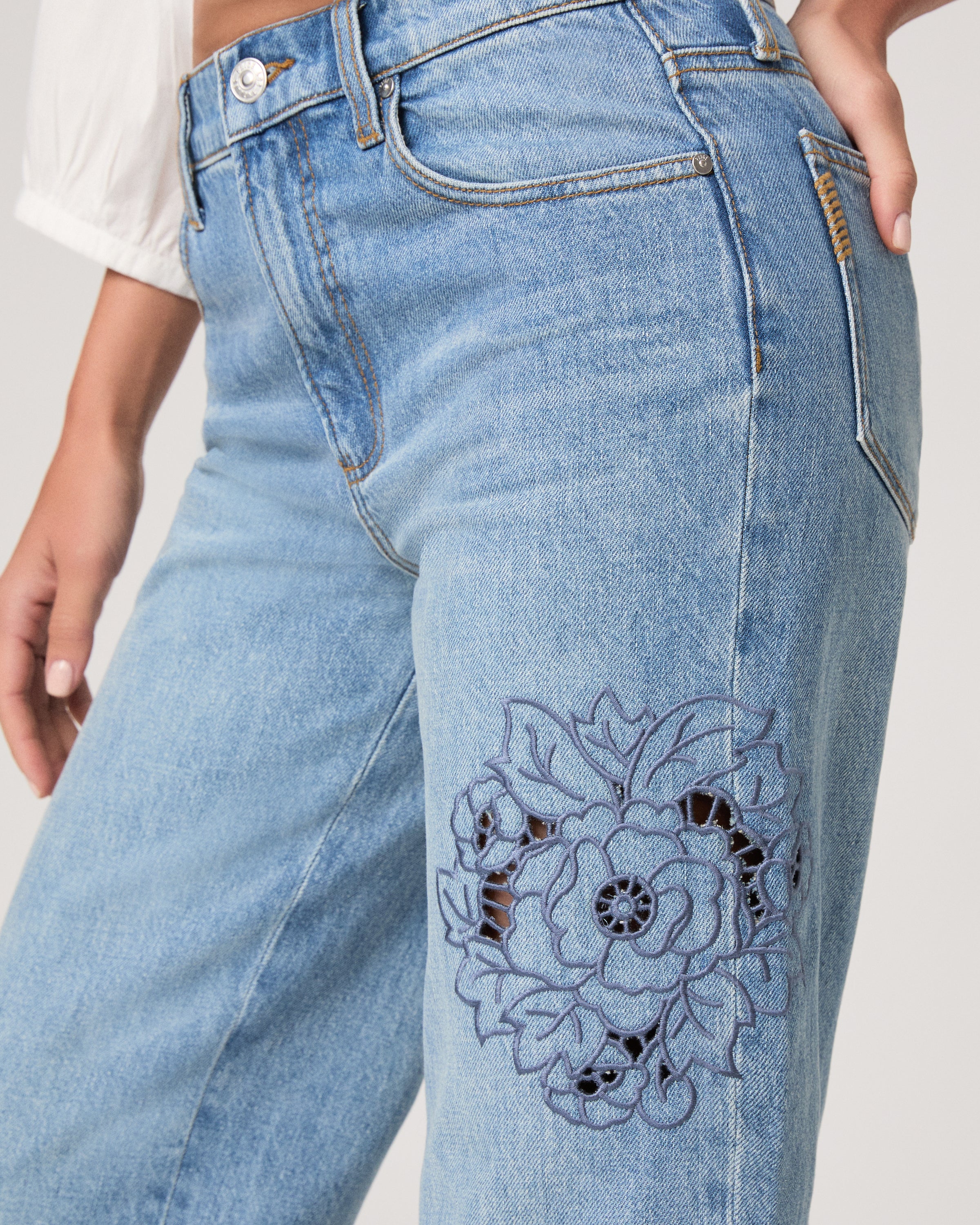Rylann Ankle Straight Leg Jean - Sail On Embroidered - Image 6